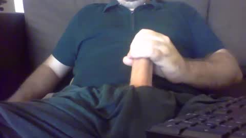 Snapshot of robmutant chatting on 09.11.25 robmutant online show from 09.11.25