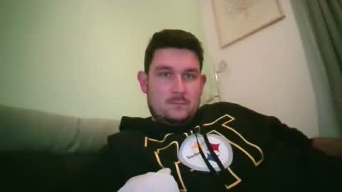 Snapshot of robtheman94 chatting on 11.02.25 Robin online show from 11.02.25