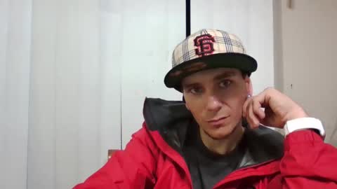 Snapshot of robwit8 chatting on 12.28.24 Rob witha 8 online show from 12.28.24