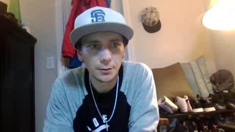 Snapshot of robwit8 chatting on 02.07.25 Rob witha 8 online show from 02.07.25