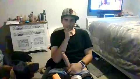 Snapshot of robwit8 chatting on 11.28.25 Rob witha 8 online show from 11.28.25