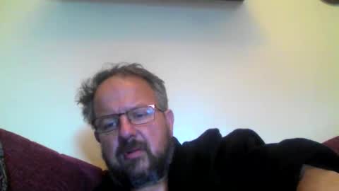 Snapshot of robx32 chatting on 09.18.25 Rob online show from 09.18.25