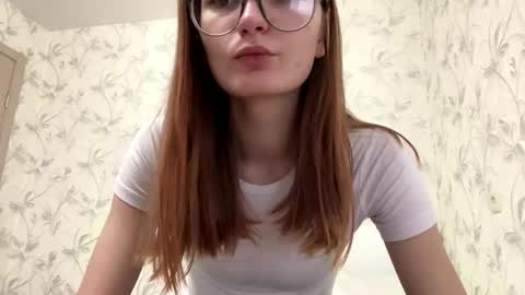 robynsentinella online show from 12.01.25