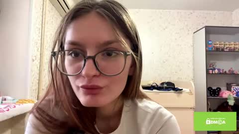 robynsentinella online show from 02.01.26