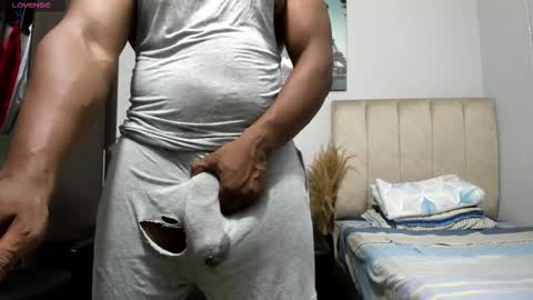 Snapshot of roccoblack02 chatting on 09.29.25 onlyfans user waga122 follow my accounts of Instagram Waga122 oficial twitter waga122 thanks you guys online show from 09.29.25