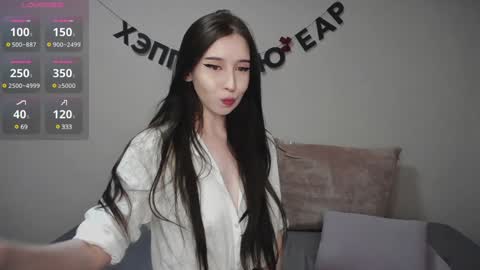 Snapshot of rocketsgirl chatting on 12.25.24 rocketsgirl online show from 12.25.24