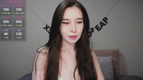 Snapshot of rocketsgirl chatting on 12.31.24 rocketsgirl online show from 12.31.24