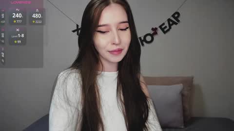 Snapshot of rocketsgirl chatting on 01.14.25 rocketsgirl online show from 01.14.25