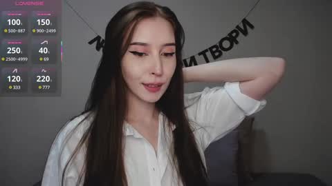 Snapshot of rocketsgirl chatting on 03.12.25 rocketsgirl online show from 03.12.25