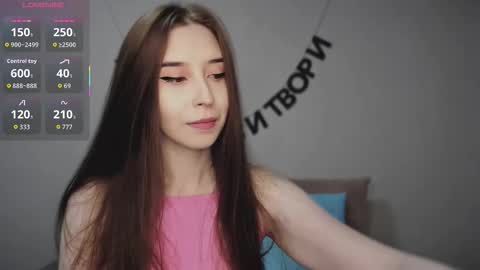 Snapshot of rocketsgirl chatting on 10.06.25 rocketsgirl online show from 10.06.25