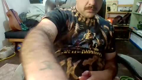 rockinoutwithmycokout online show from 10.20.25