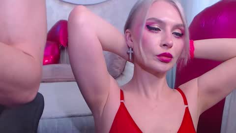 Snapshot of rockstarsgames chatting on 02.18.26 Lina and Den online show from 02.18.26