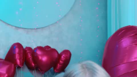 Snapshot of rockstarsgames chatting on 02.19.26 Lina and Den online show from 02.19.26