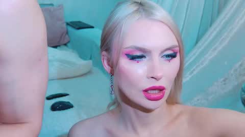 Lina and Den online show from 03.31.26