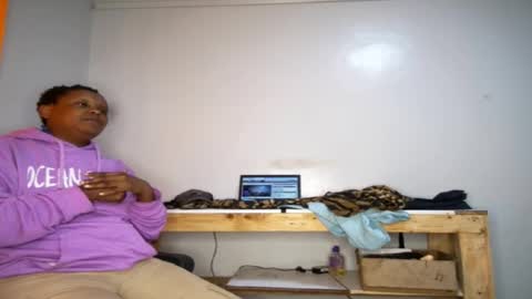 Berry online show from 10.13.25