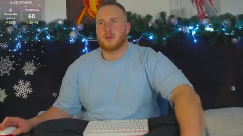 Snapshot of roddy_riss chatting on 12.21.24 Roddy online show from 12.21.24