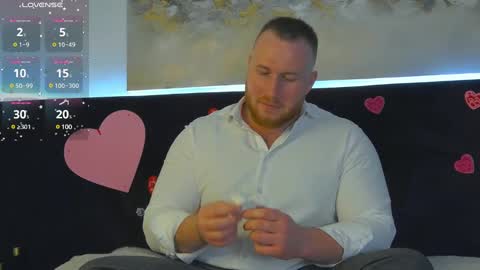 Snapshot of roddy_riss chatting on 02.05.25 Roddy online show from 02.05.25