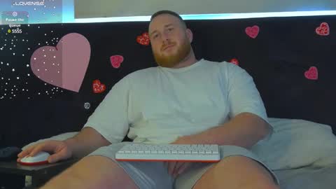 Snapshot of roddy_riss chatting on 02.11.25 Roddy online show from 02.11.25