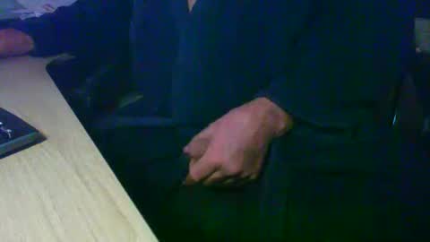 Snapshot of roger_peter chatting on 02.26.25 roger_peter online show from 02.26.25