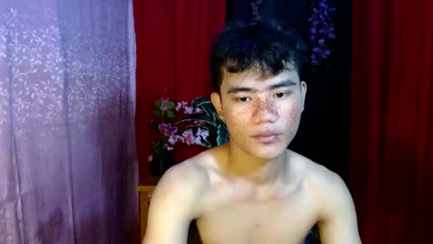 Snapshot of roianboyyy chatting on 08.08.26 roianboyyy online show from 08.08.26