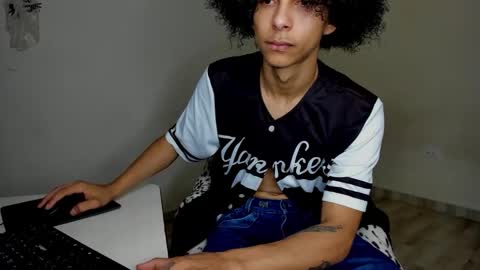 rolling_05 online show from 01.15.26