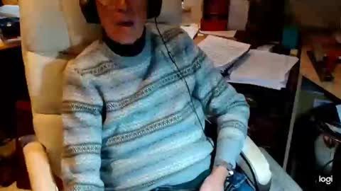 Snapshot of rolydawe chatting on 01.31.25 rolydawe online show from 01.31.25