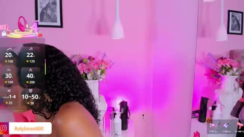 Snapshot of rolyloren chatting on 03.07.25 Marcela online show from 03.07.25