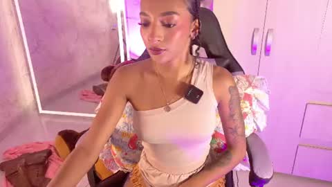 rolyloren1 online show from 07.31.26