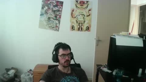 Snapshot of romainb72 chatting on 04.29.26 romainb72 online show from 04.29.26