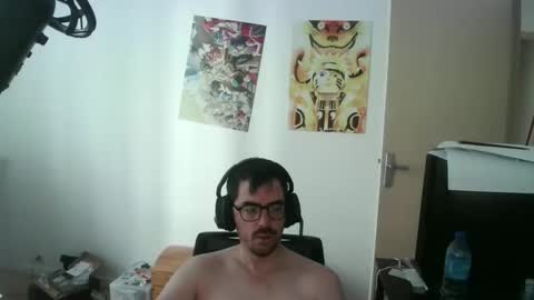 Snapshot of romainb72 chatting on 05.27.26 romainb72 online show from 05.27.26