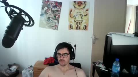 Snapshot of romainb72 chatting on 06.22.26 romainb72 online show from 06.22.26
