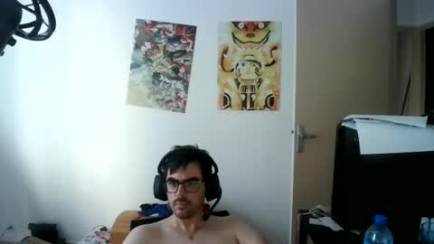 Snapshot of romainb72 chatting on 06.24.26 romainb72 online show from 06.24.26