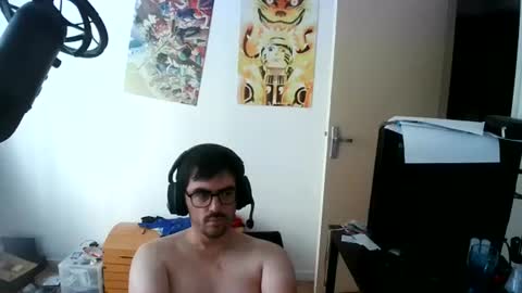 Snapshot of romainb72 chatting on 06.26.26 romainb72 online show from 06.26.26