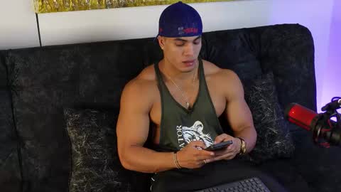 romano_kentt12 online show from 11.17.25