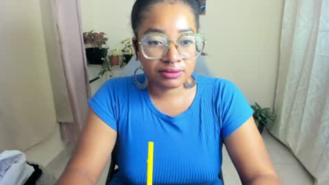 Snapshot of romantic_stargirl chatting on 07.05.26 Is A Belle online show from 07.05.26