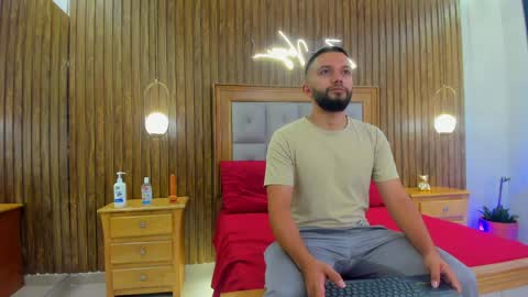 Snapshot of romeo__bossi chatting on 03.31.26 Romeo Bossi online show from 03.31.26