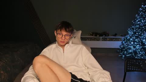 Romeo online show from 01.04.25