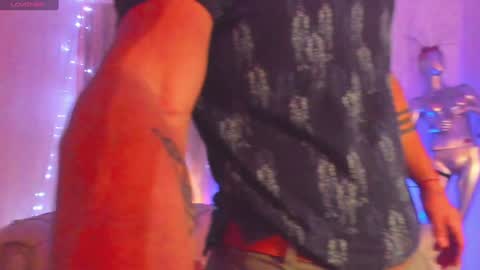 Snapshot of romeocolin_ chatting on 12.12.24 R O M E O online show from 12.12.24