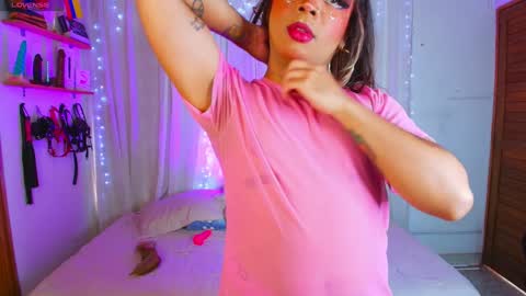 Romi Rouse online show from 02.05.25