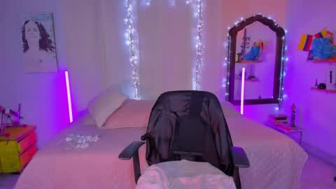 Romi Rouse online show from 10.23.25