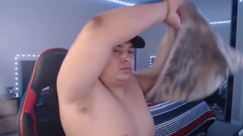 rompecorazones856235 online show from 11.25.25