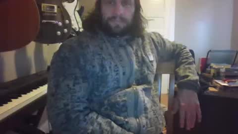 Snapshot of ronniejohnston13 chatting on 11.01.25 ronniejohnston13 online show from 11.01.25