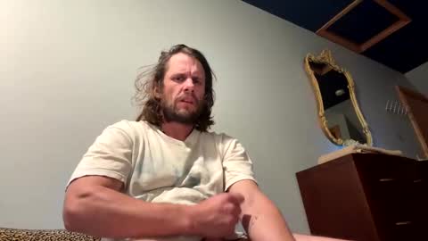 Snapshot of ronniejohnston13 chatting on 11.03.25 ronniejohnston13 online show from 11.03.25