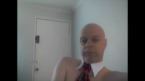 Snapshot of rooboy55 chatting on 12.31.24 rooboy55 online show from 12.31.24