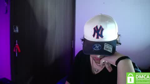 Snapshot of room_hot_x chatting on 07.23.26 ken online show from 07.23.26