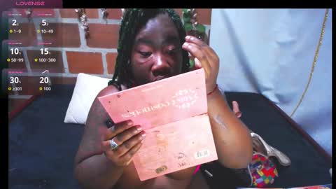 roos_veyker online show from 10.25.25