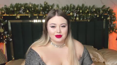 Chloe online show from 12.25.24