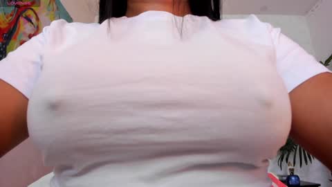 Snapshot of rosalia_04 chatting on 12.27.24 ROSALIA insta rosalia 10hoot online show from 12.27.24