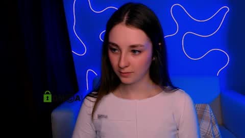 Black Swan online show from 04.17.26