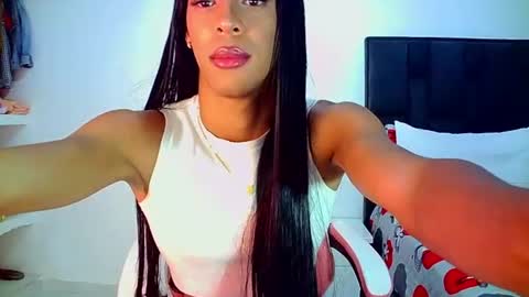 Snapshot of rosalindasexy chatting on 06.29.26 Rosalinda online show from 06.29.26